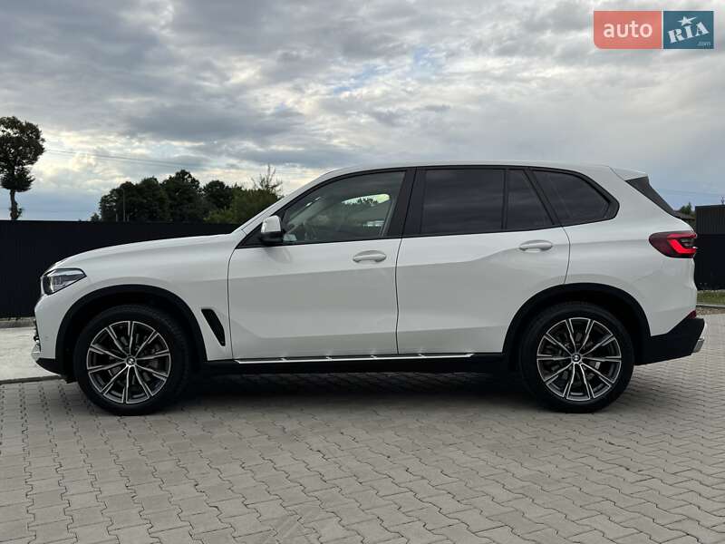 Внедорожник / Кроссовер BMW X5 2021 в Стрые