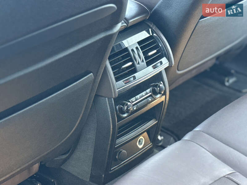 Внедорожник / Кроссовер BMW X5 2014 в Луцке