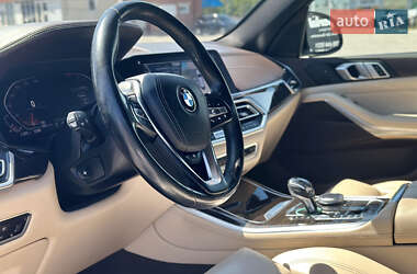 Позашляховик / Кросовер BMW X5 2019 в 