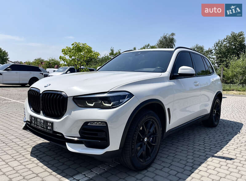 BMW X5 2019