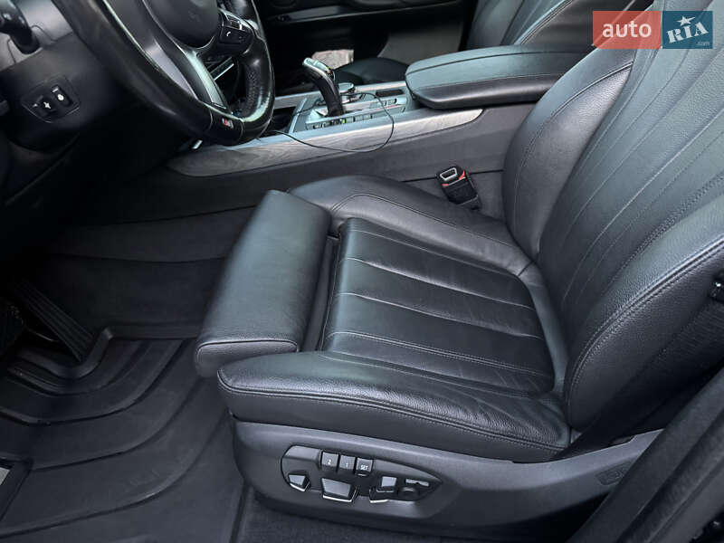 Внедорожник / Кроссовер BMW X5 2016 в Звягеле