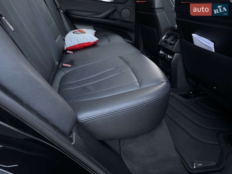 Внедорожник / Кроссовер BMW X5 2016 в Звягеле