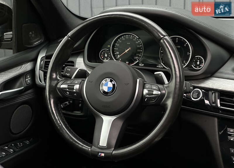 Внедорожник / Кроссовер BMW X5 2016 в Звягеле