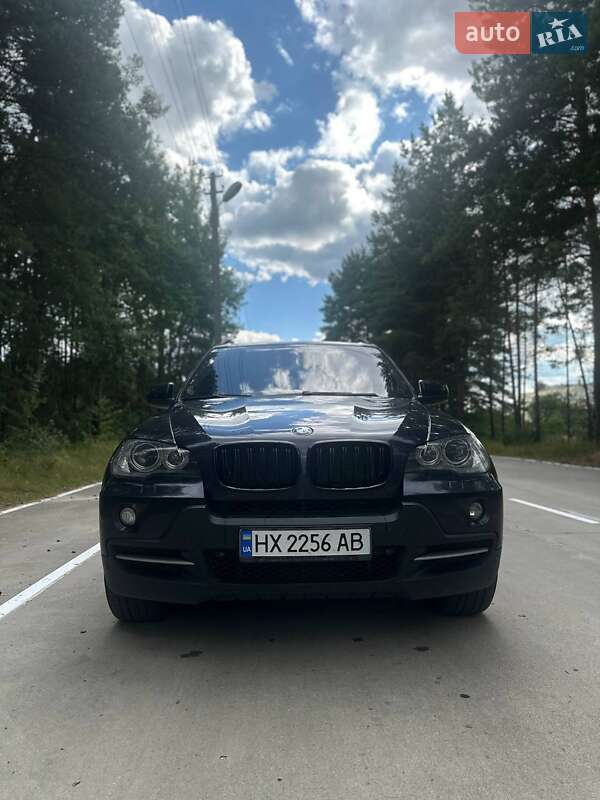Внедорожник / Кроссовер BMW X5 2008 в Славуте