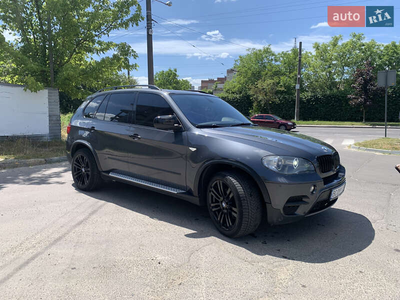BMW X5 2011