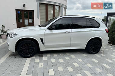 Позашляховик / Кросовер BMW X5 2015 в 