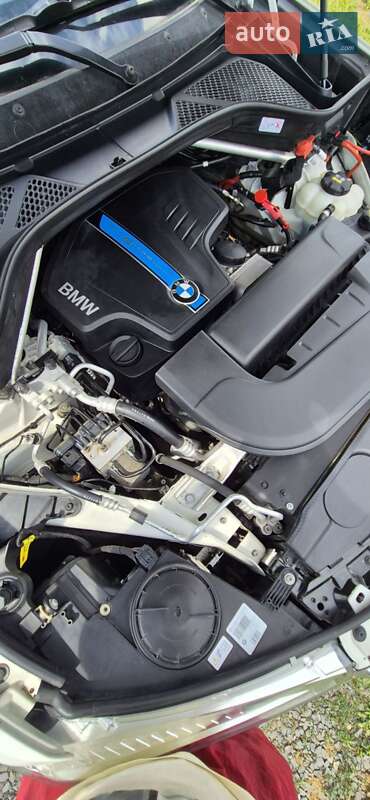 Внедорожник / Кроссовер BMW X5 2016 в Ужгороде