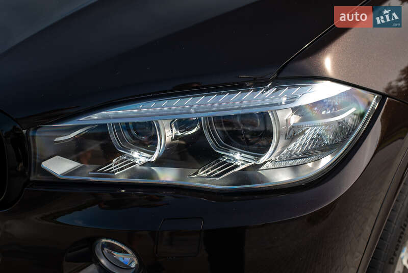 Позашляховик / Кросовер BMW X5 2015 в Львові