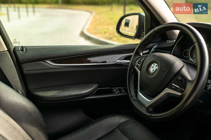 Позашляховик / Кросовер BMW X5 2015 в Львові