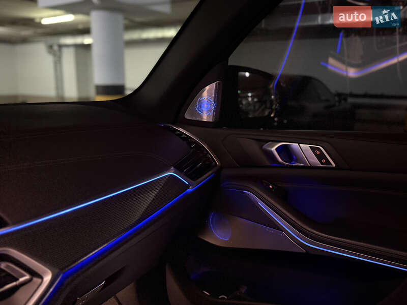 Внедорожник / Кроссовер BMW X5 2020 в Киеве