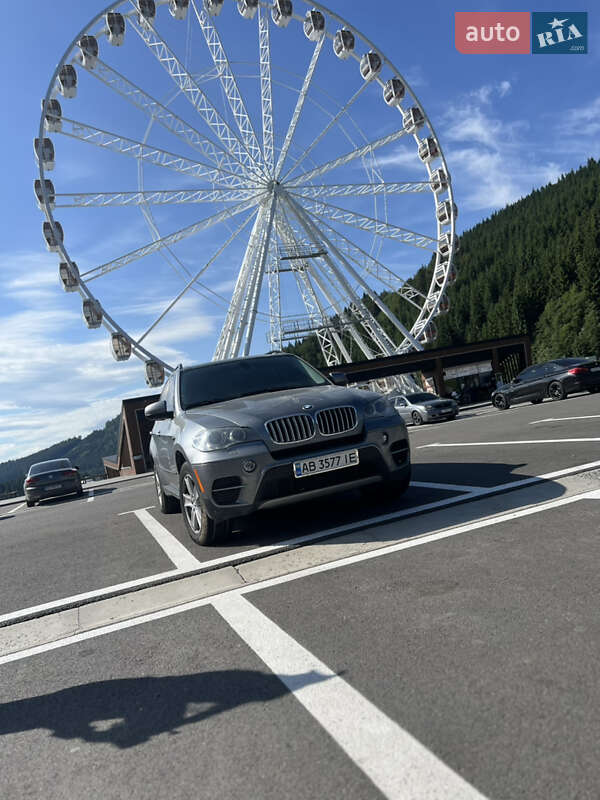 Внедорожник / Кроссовер BMW X5 2012 в Томашполе