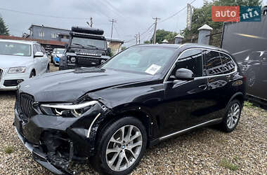 Внедорожник / Кроссовер BMW X5 2019 в 