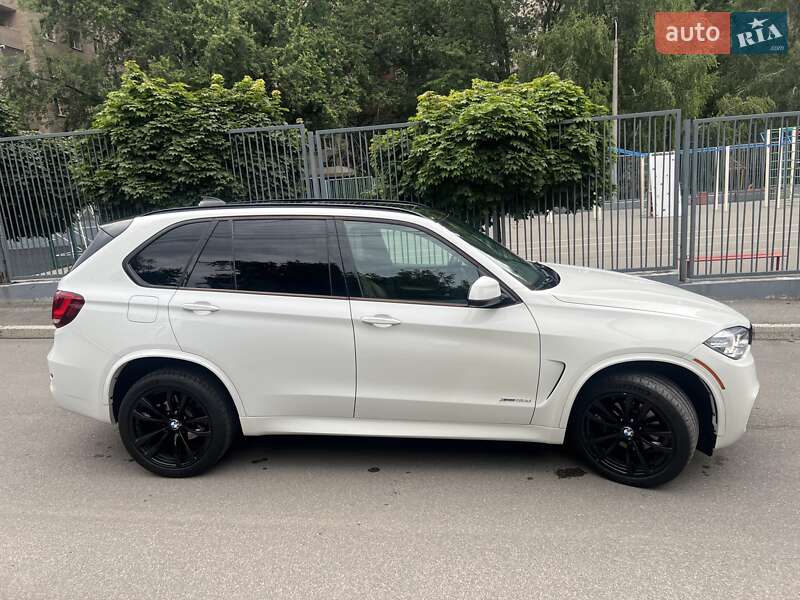 Позашляховик / Кросовер BMW X5 2014 в Києві