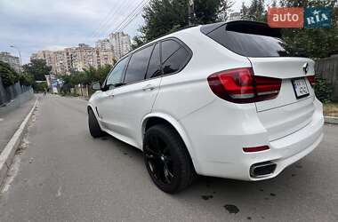 Позашляховик / Кросовер BMW X5 2014 в 