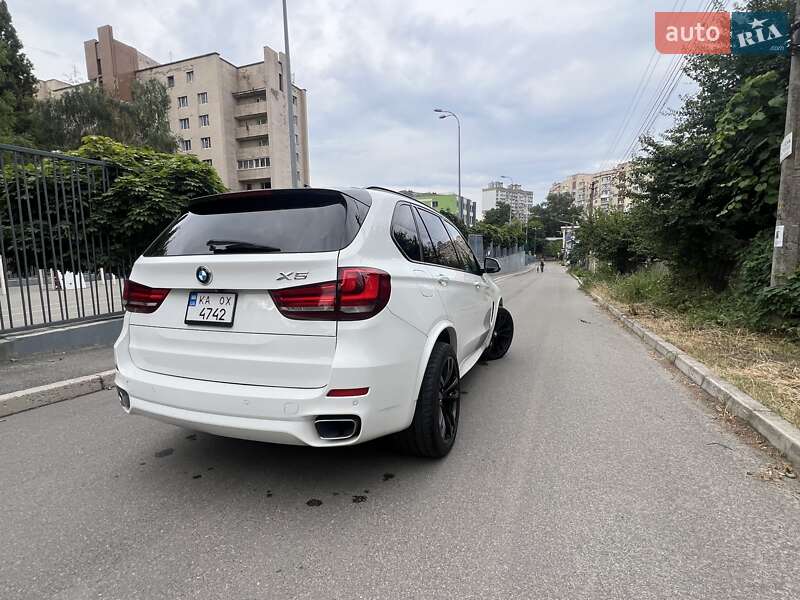 Позашляховик / Кросовер BMW X5 2014 в Києві