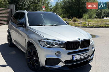 Внедорожник / Кроссовер BMW X5 2015 в 