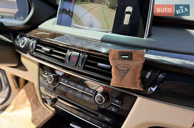 Внедорожник / Кроссовер BMW X5 2015 в 