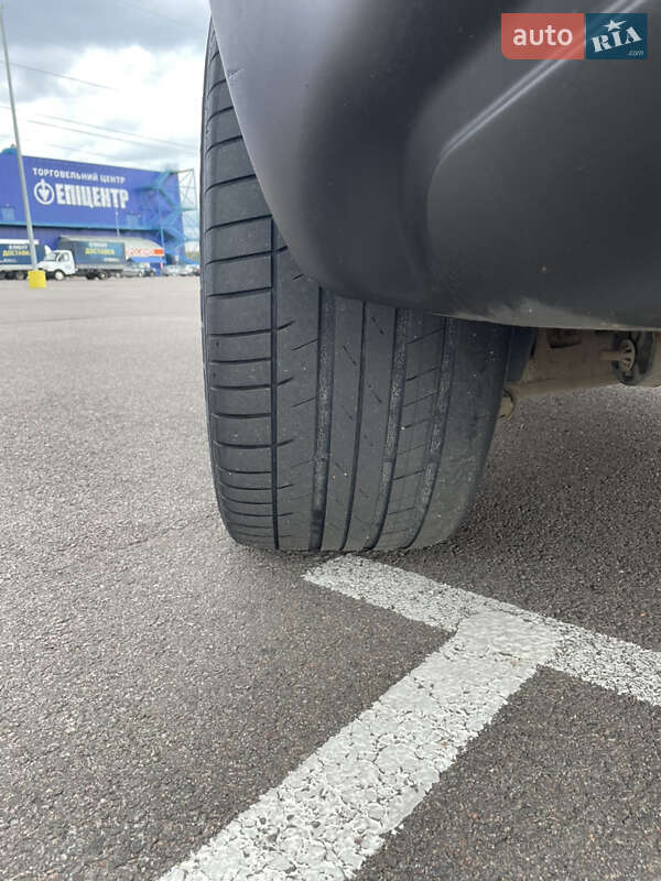 Внедорожник / Кроссовер BMW X5 2004 в Ровно