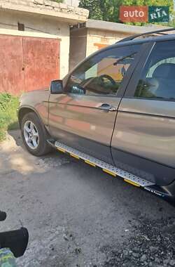 Внедорожник / Кроссовер BMW X5 2003 в Каменском