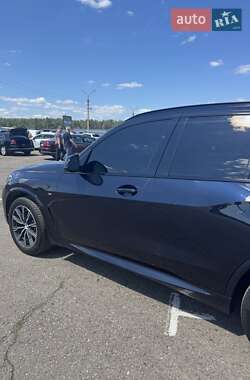 Внедорожник / Кроссовер BMW X5 2021 в 