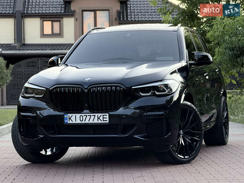 Внедорожник / Кроссовер BMW X5 2021 в Киеве