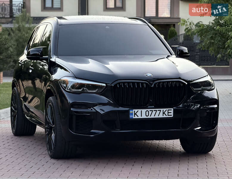 Внедорожник / Кроссовер BMW X5 2021 в Киеве