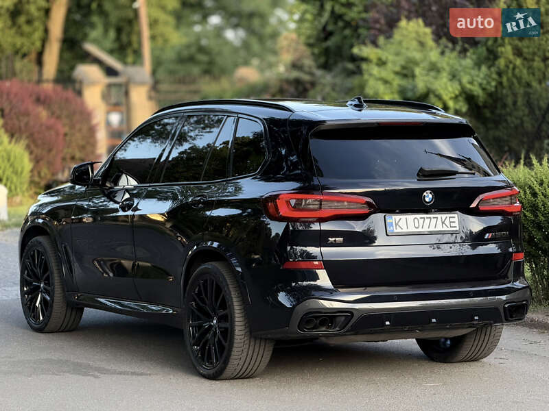 Внедорожник / Кроссовер BMW X5 2021 в Киеве
