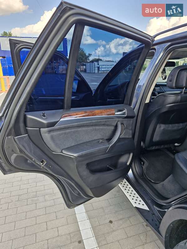 Позашляховик / Кросовер BMW X5 2010 в Білій Церкві