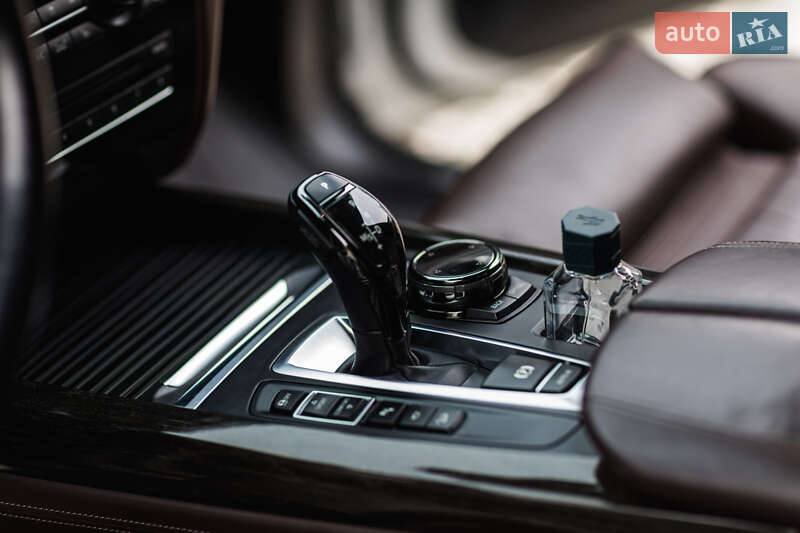 Внедорожник / Кроссовер BMW X5 2014 в Львове