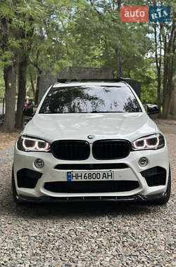 Позашляховик / Кросовер BMW X5 2016 в 