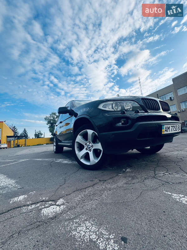 Внедорожник / Кроссовер BMW X5 2003 в Житомире