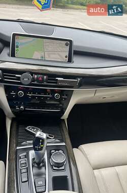 Внедорожник / Кроссовер BMW X5 2015 в 