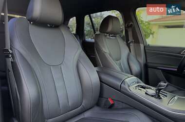 Позашляховик / Кросовер BMW X5 2019 в 