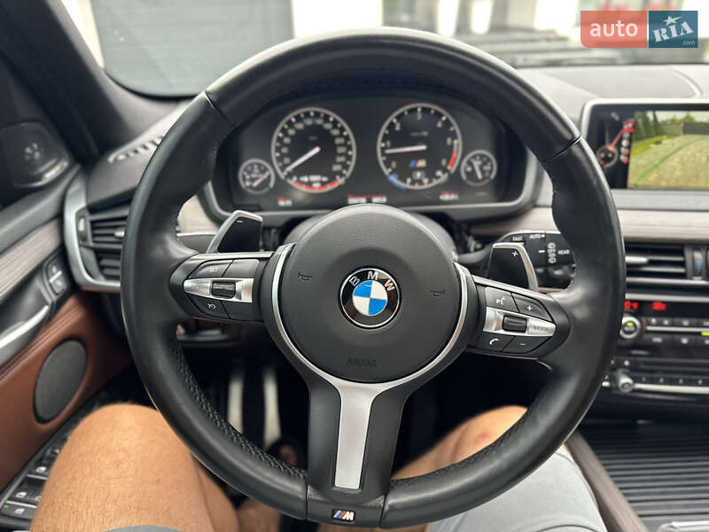 Внедорожник / Кроссовер BMW X5 2015 в Ровно