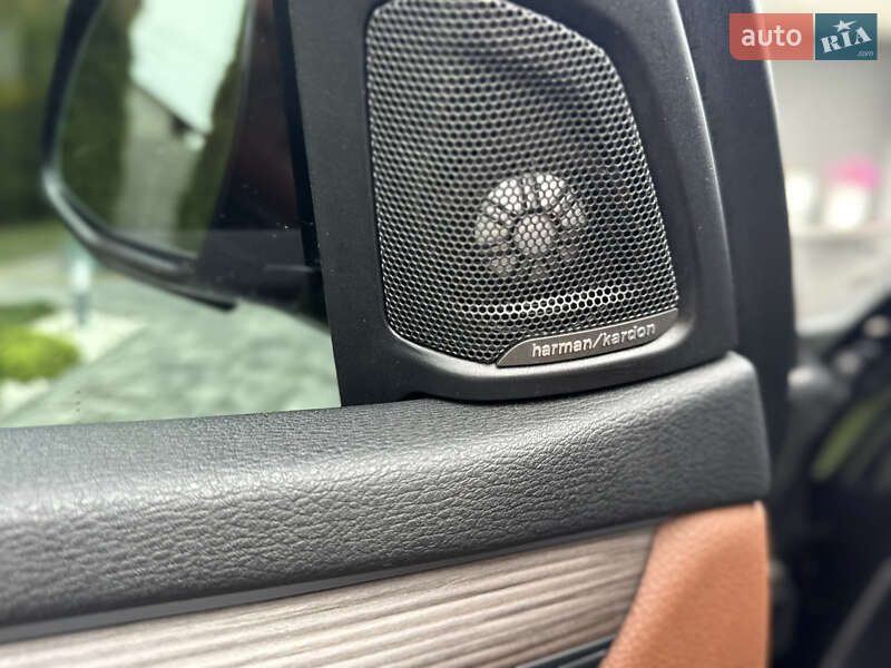 Внедорожник / Кроссовер BMW X5 2015 в Ровно