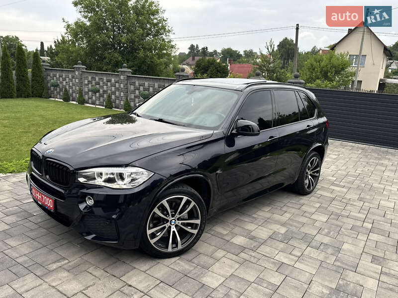 Внедорожник / Кроссовер BMW X5 2015 в Ровно
