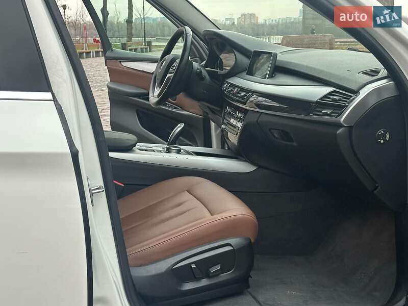 Позашляховик / Кросовер BMW X5 2018 в Києві