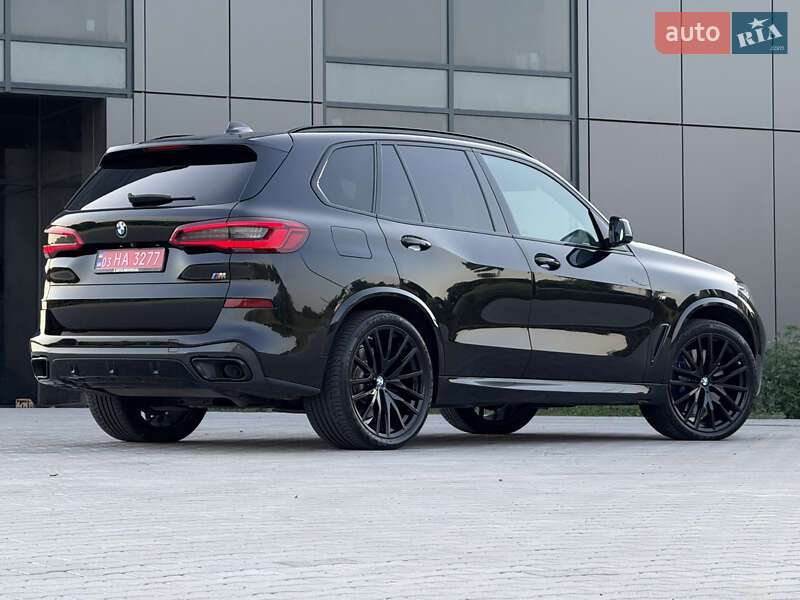 Внедорожник / Кроссовер BMW X5 2019 в Черновцах