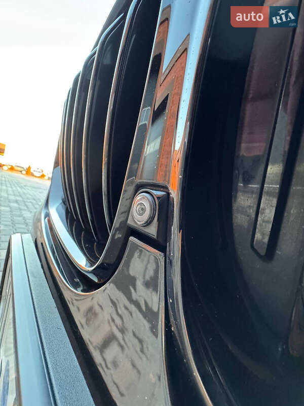 Внедорожник / Кроссовер BMW X5 2019 в Черновцах
