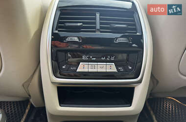 Внедорожник / Кроссовер BMW X5 2021 в 