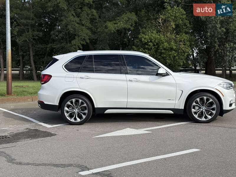 Внедорожник / Кроссовер BMW X5 2014 в Киеве