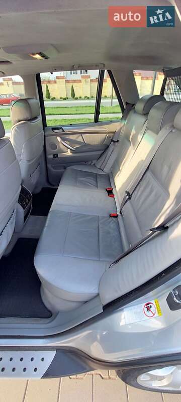 Внедорожник / Кроссовер BMW X5 2002 в Измаиле