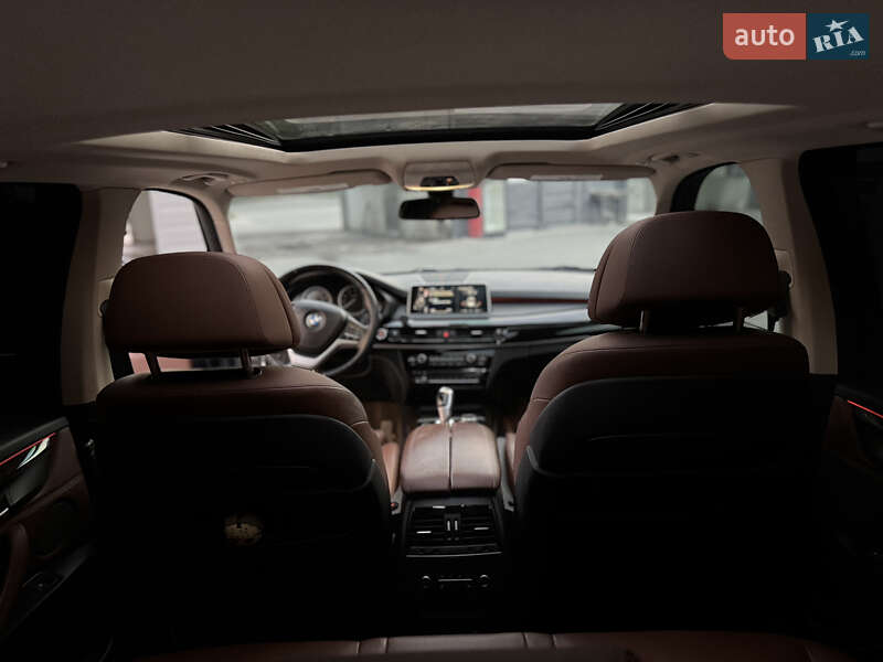 Внедорожник / Кроссовер BMW X5 2015 в Запорожье