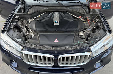 Внедорожник / Кроссовер BMW X5 2015 в 