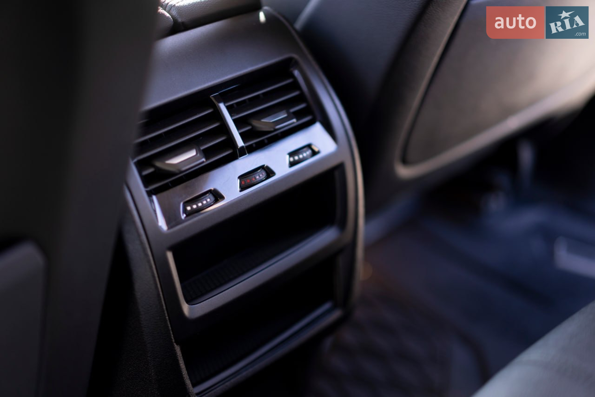 2021 BMW X5 - мініатюра 25