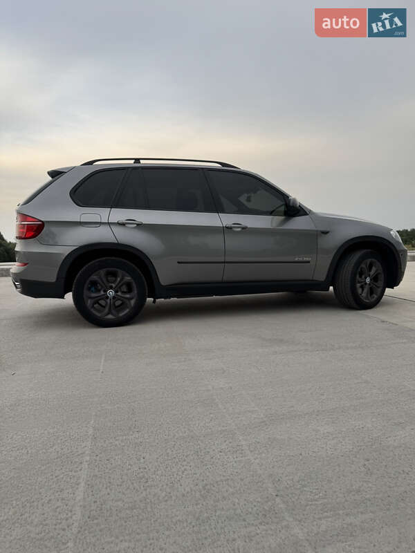 Позашляховик / Кросовер BMW X5 2011 в Полтаві