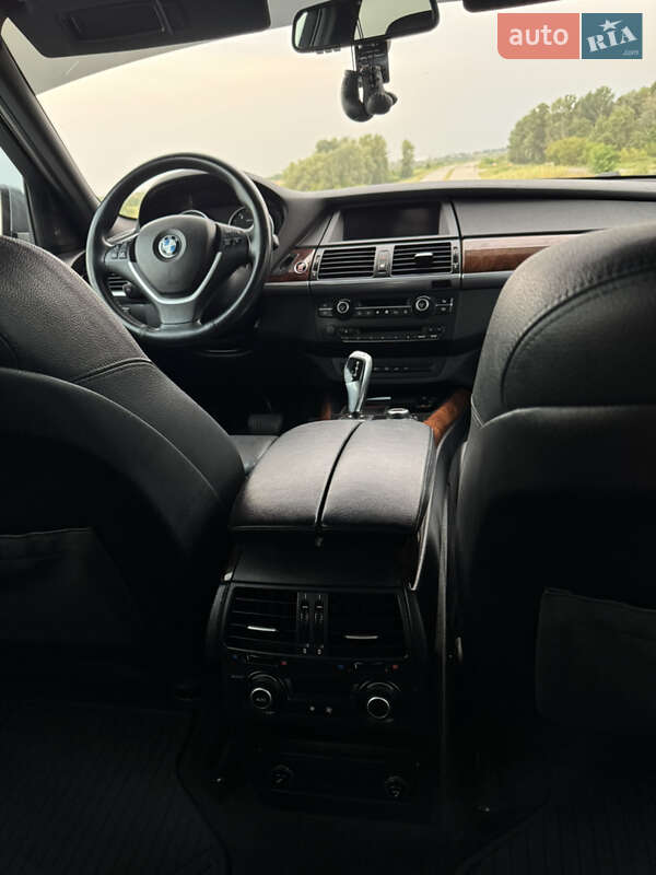 Позашляховик / Кросовер BMW X5 2011 в Полтаві