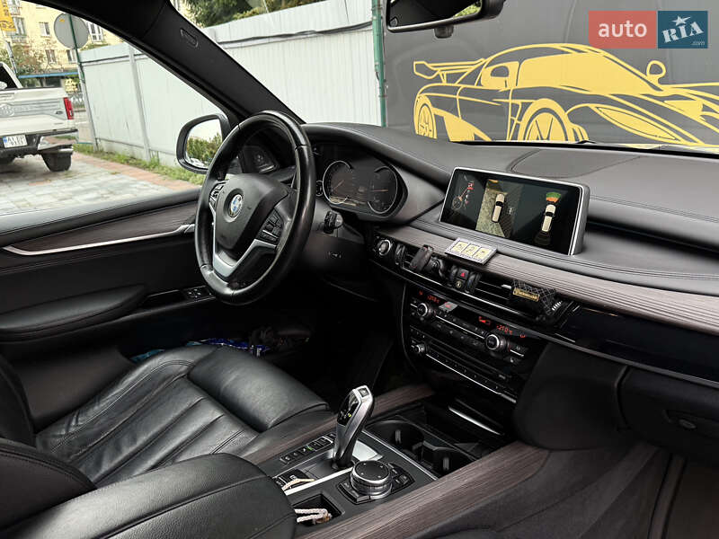 Внедорожник / Кроссовер BMW X5 2016 в Киеве
