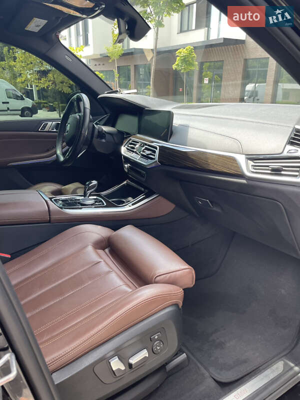 Внедорожник / Кроссовер BMW X5 2019 в Ужгороде