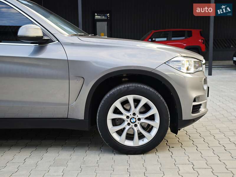 Внедорожник / Кроссовер BMW X5 2017 в Дубно
